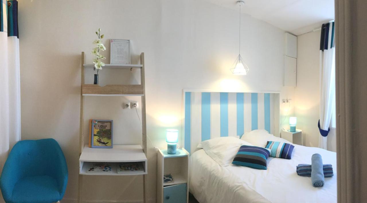 Logis Des Lauriers Roses Hotel Marennes  Ngoại thất bức ảnh